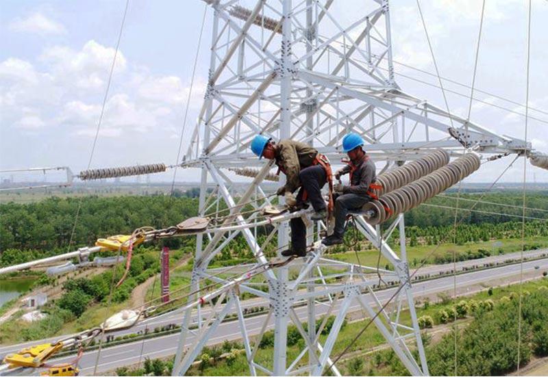 冲刺迎峰度夏重点工程