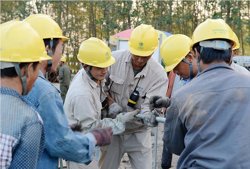 锡盟—泰州特高压工程苏2标段建湖境内进入放线阶