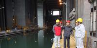 向家坝升船机试航船舶过机预演取得成功