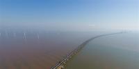 建壮观美景 促节能环保!上海东海大桥海上风电场