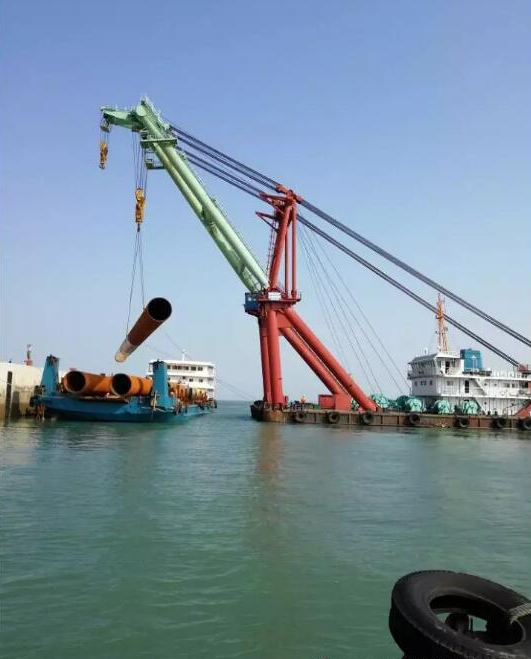 莆田平海湾海上风电二期项目I标段工程钢管桩进场