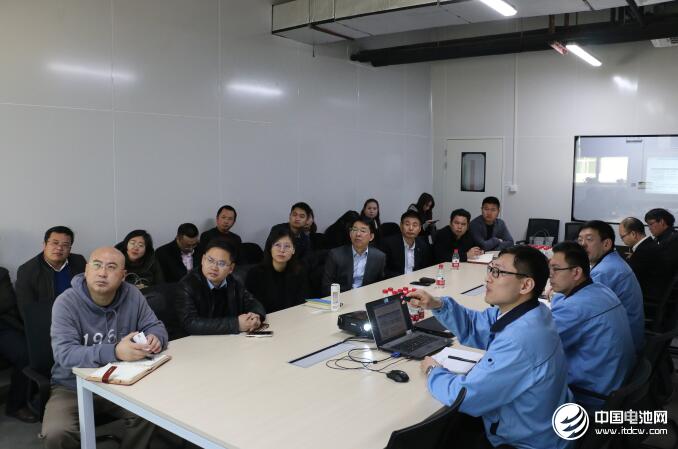 中国锂电新能源产业链调研团一行与苏州力神相关领导交流、座谈