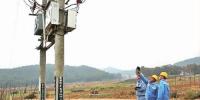 云南西双版纳供电局开展配电线路交叉巡维检查