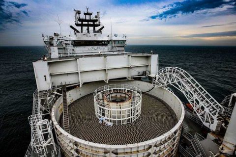 Hornsea Project One海上风电场敷设首条输出电缆