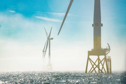 欧洲海上风能发展中心最后的涡轮机安装到位 