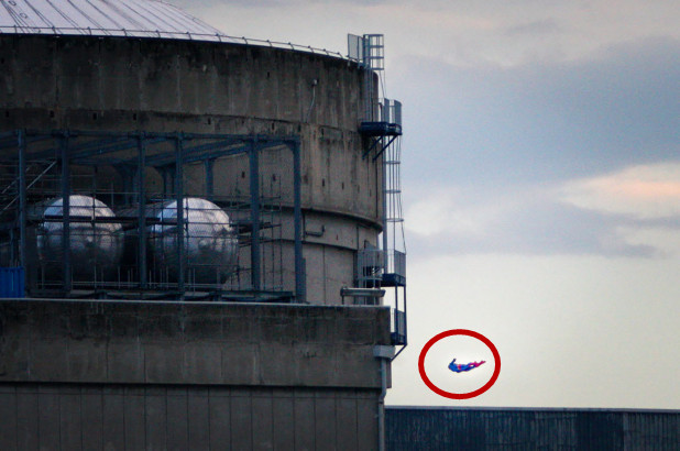 法国无人机撞核电站废料池？！欲证明其脆弱