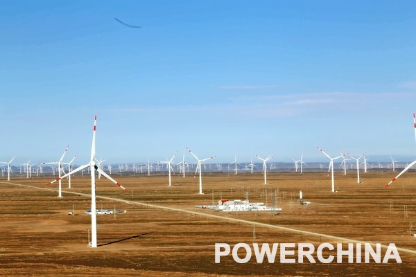 新疆哈密三塘湖风电场上半年上网电量突破2亿度