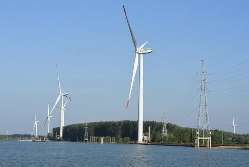 安徽首个湖面风电场发电量超过40亿千瓦时