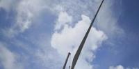 广西贺州大桂山(40MW)风电场首台风电机组吊装完成