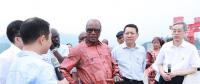 几内亚总统孔戴考察三峡工程：在中国支持下建好几内亚的“国之重器”